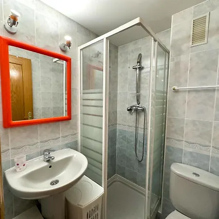 Daire Acogedor Atico Duplex En El Centro En Biescas/4pax *
